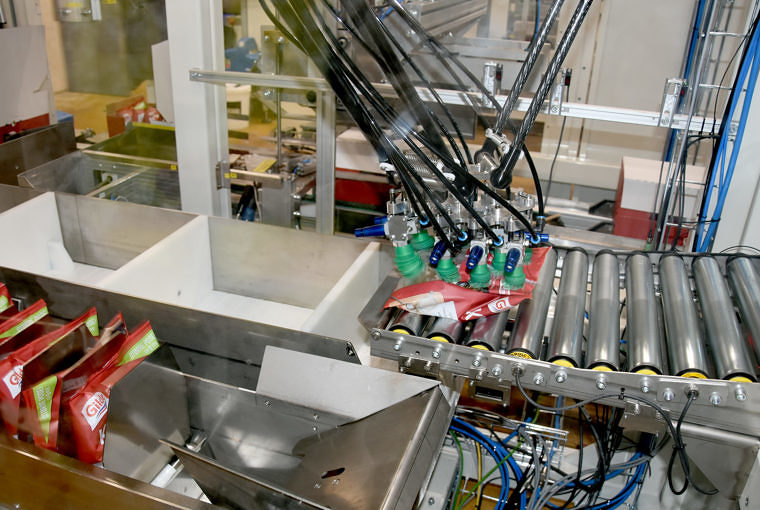 Pick and place robot. bilde